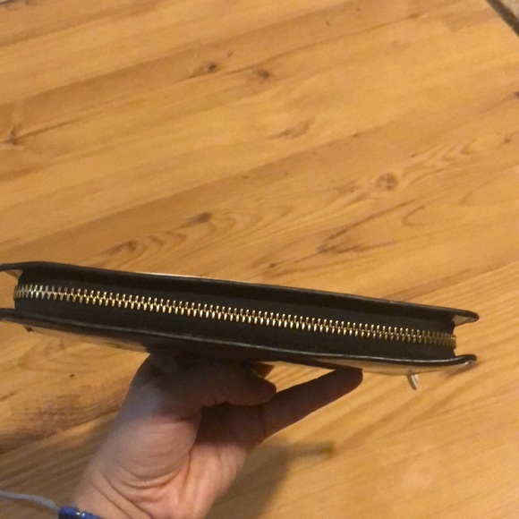 Wallet - Picture 5 of 5